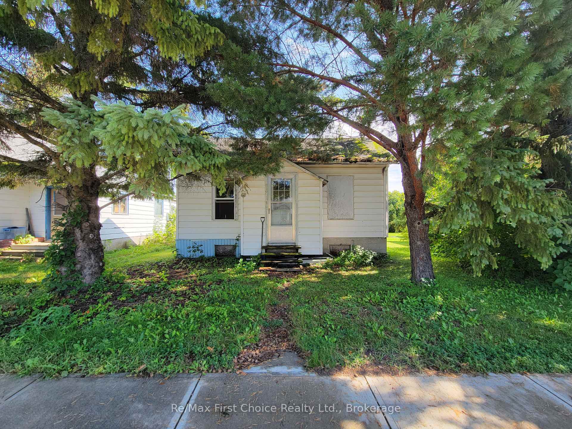 Photo of 216 Sixth Street
