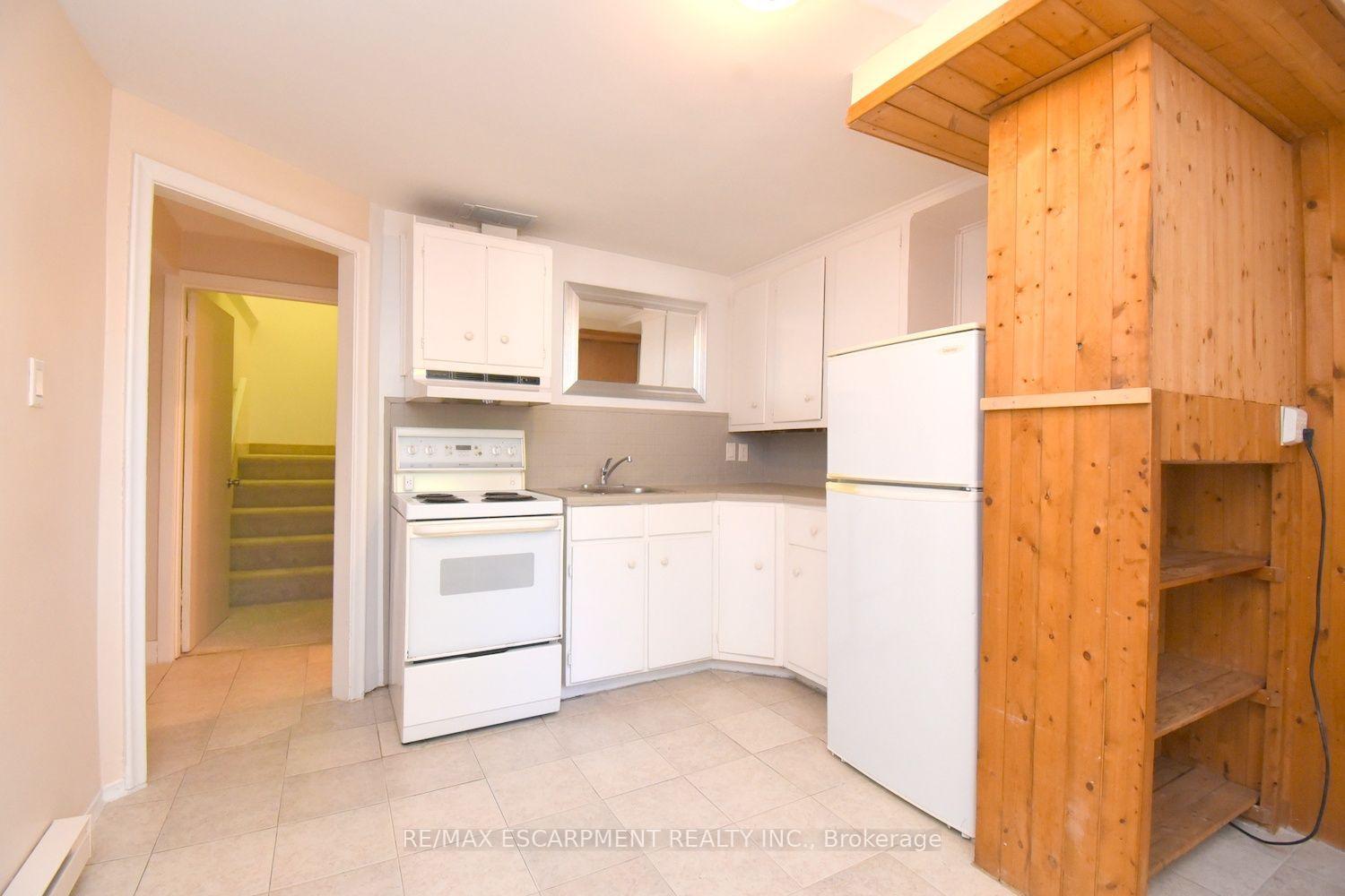 Photo 40 of 39 Chester Road, Hamilton, Stoney Creek — HOMEH