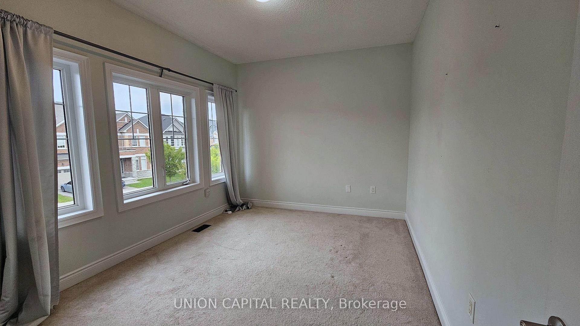 Photo 11 of 168 Roy Harper Avenue, Aurora, Rural Aurora — HOMEH