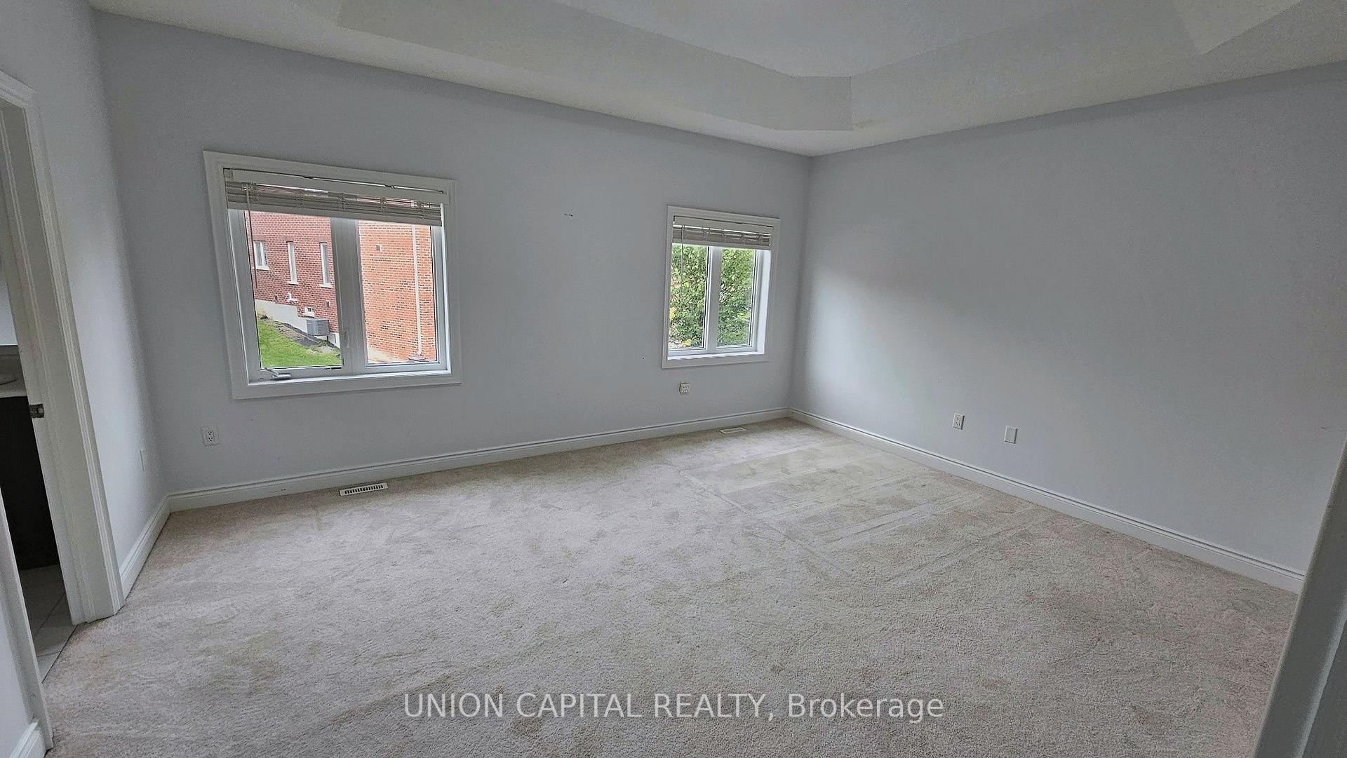 Photo 16 of 168 Roy Harper Avenue, Aurora, Rural Aurora — HOMEH