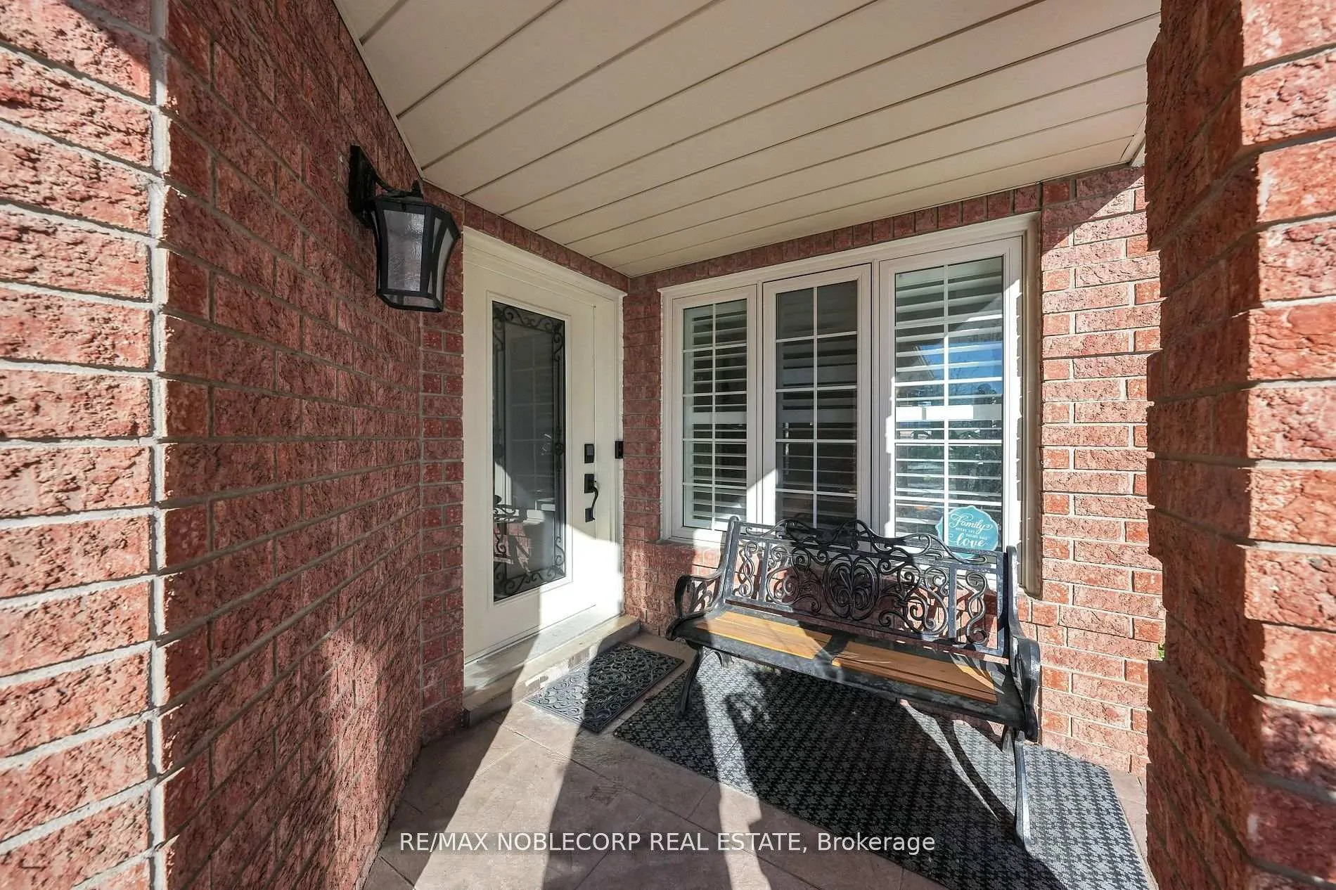Photo 2 of 11 Royalton Drive, Caledon, Bolton East — HOMEH