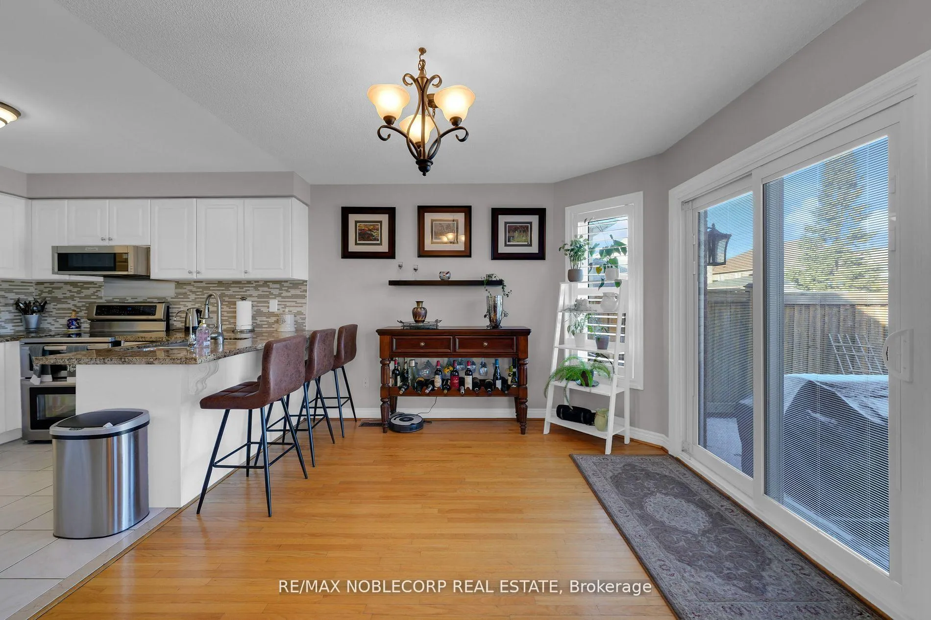 Photo 11 of 11 Royalton Drive, Caledon, Bolton East — HOMEH