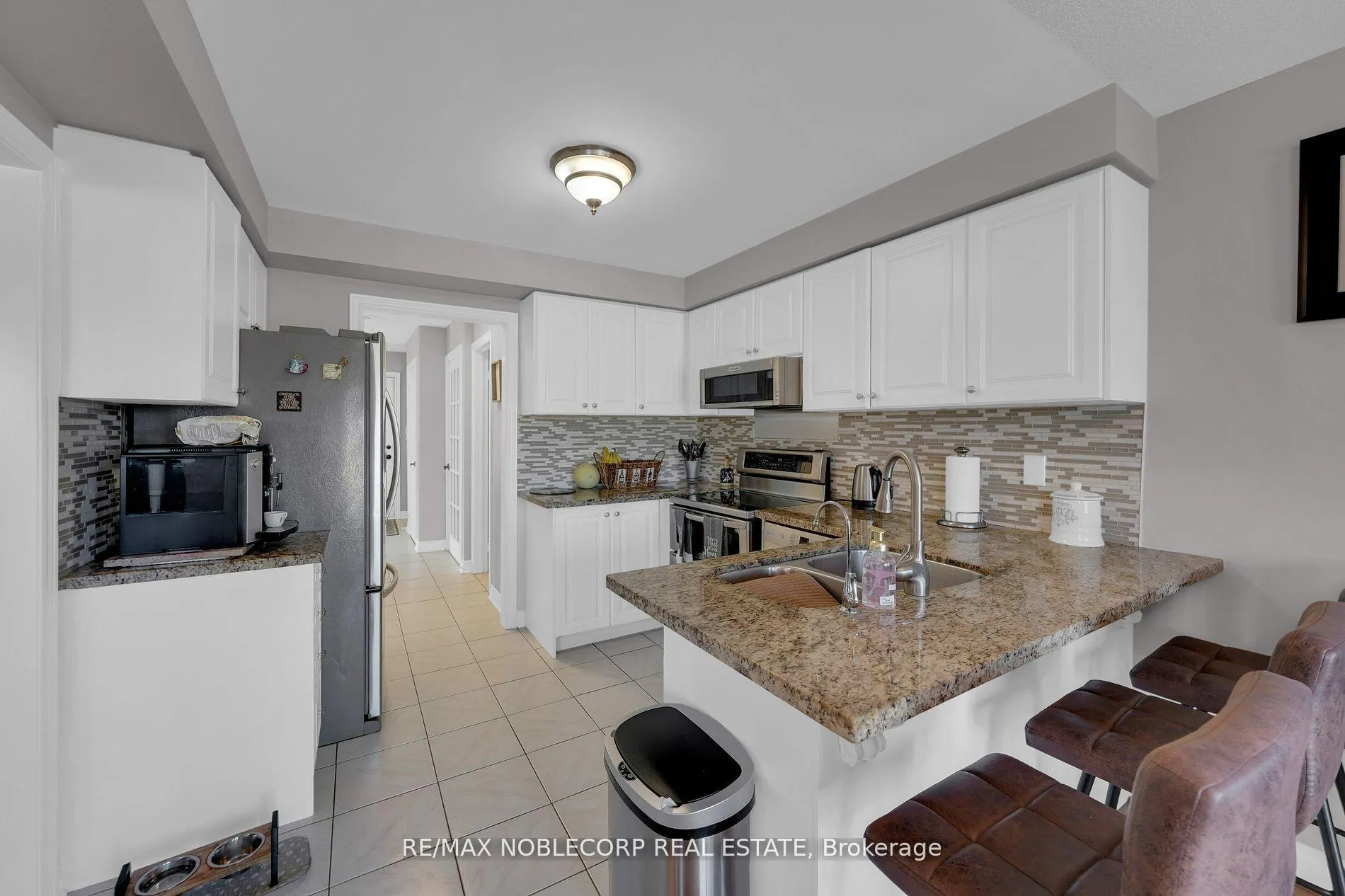 Photo 15 of 11 Royalton Drive, Caledon, Bolton East — HOMEH