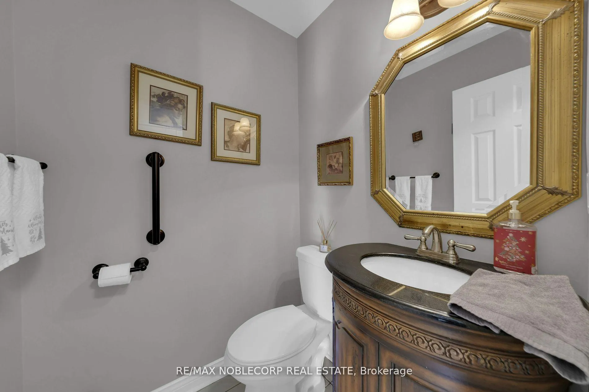 Photo 19 of 11 Royalton Drive, Caledon, Bolton East — HOMEH