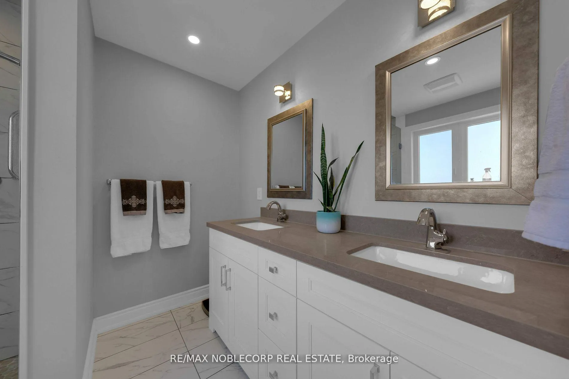 Photo 29 of 11 Royalton Drive, Caledon, Bolton East — HOMEH