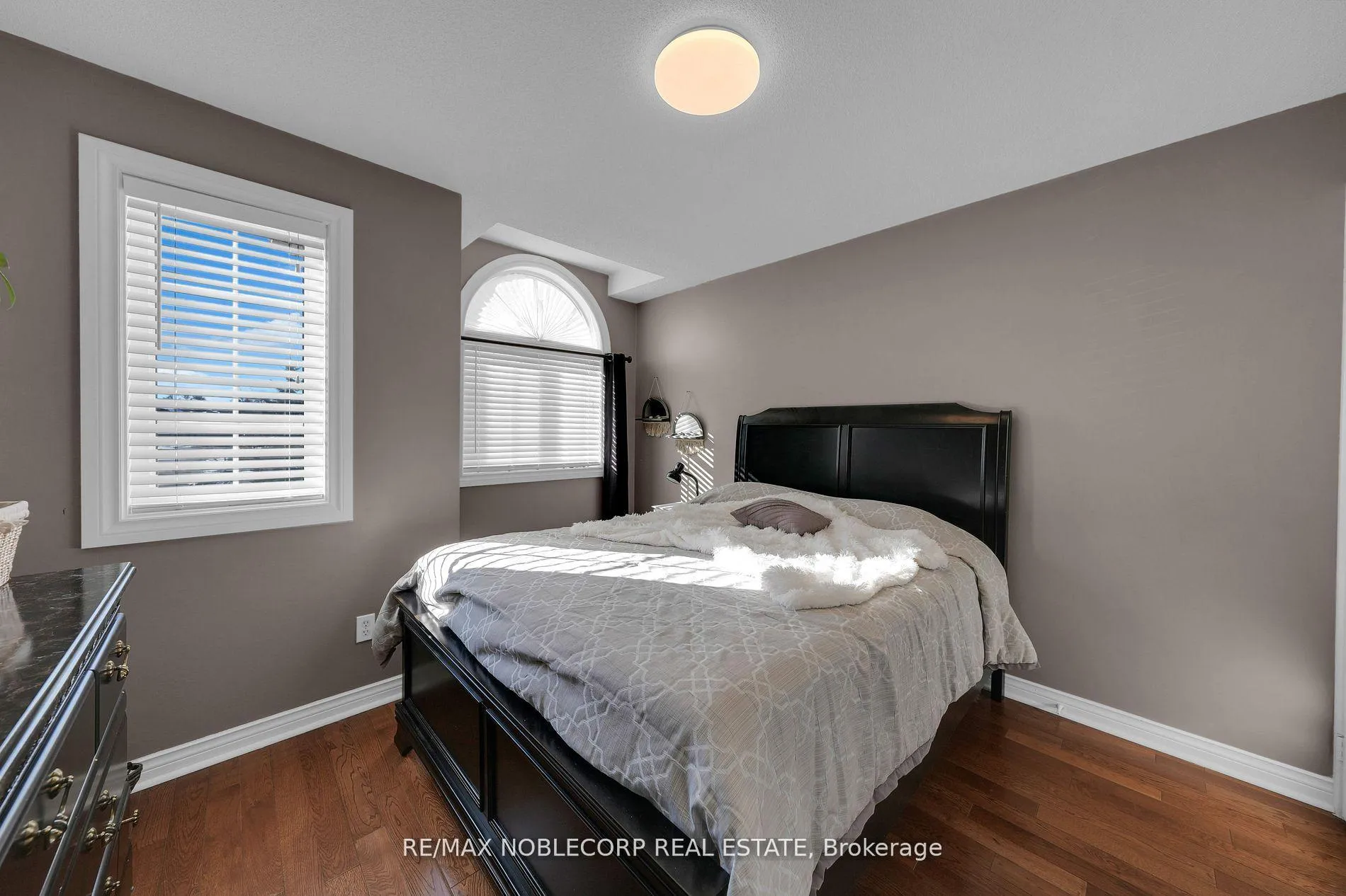 Photo 32 of 11 Royalton Drive, Caledon, Bolton East — HOMEH