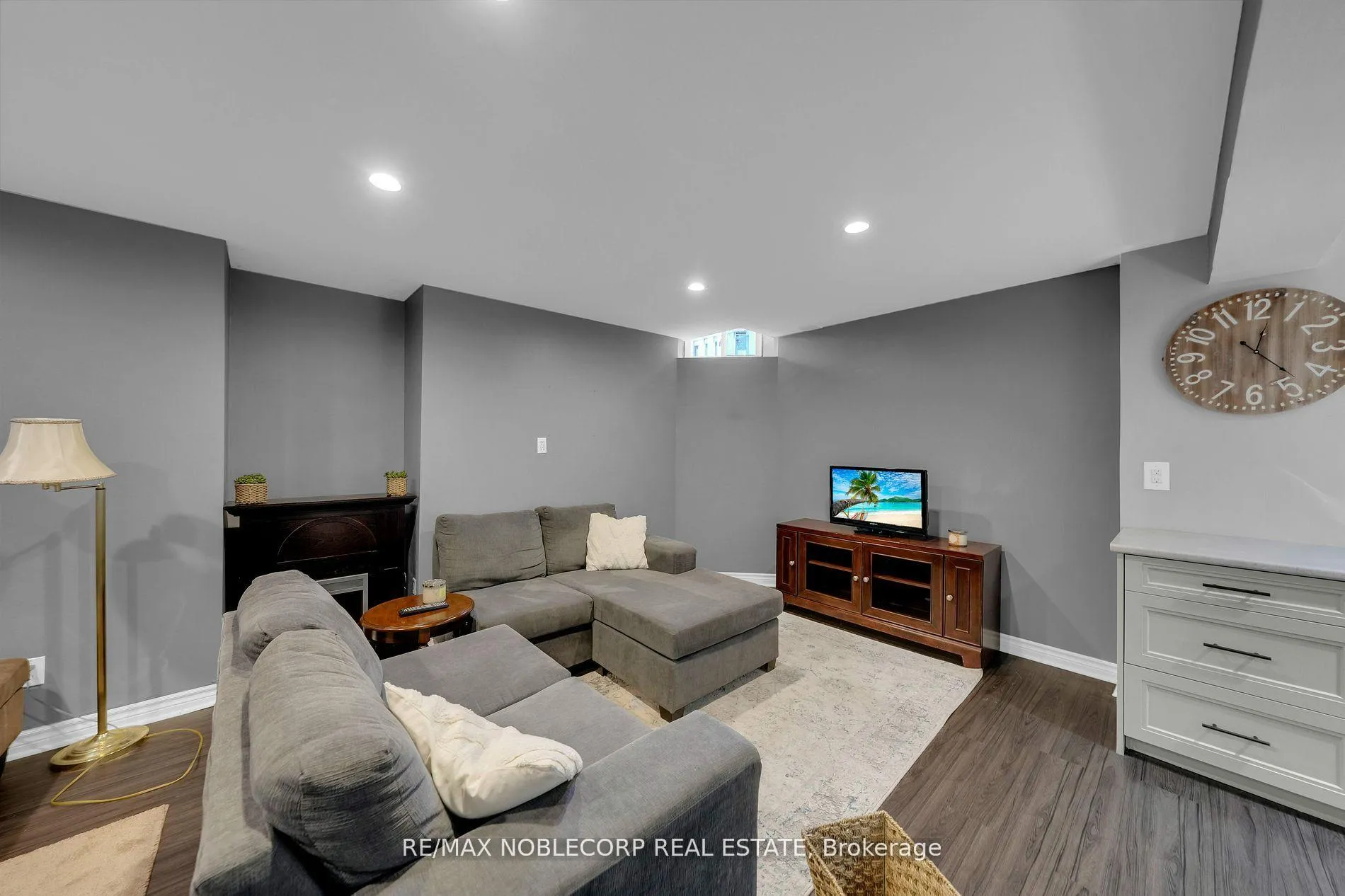 Photo 39 of 11 Royalton Drive, Caledon, Bolton East — HOMEH