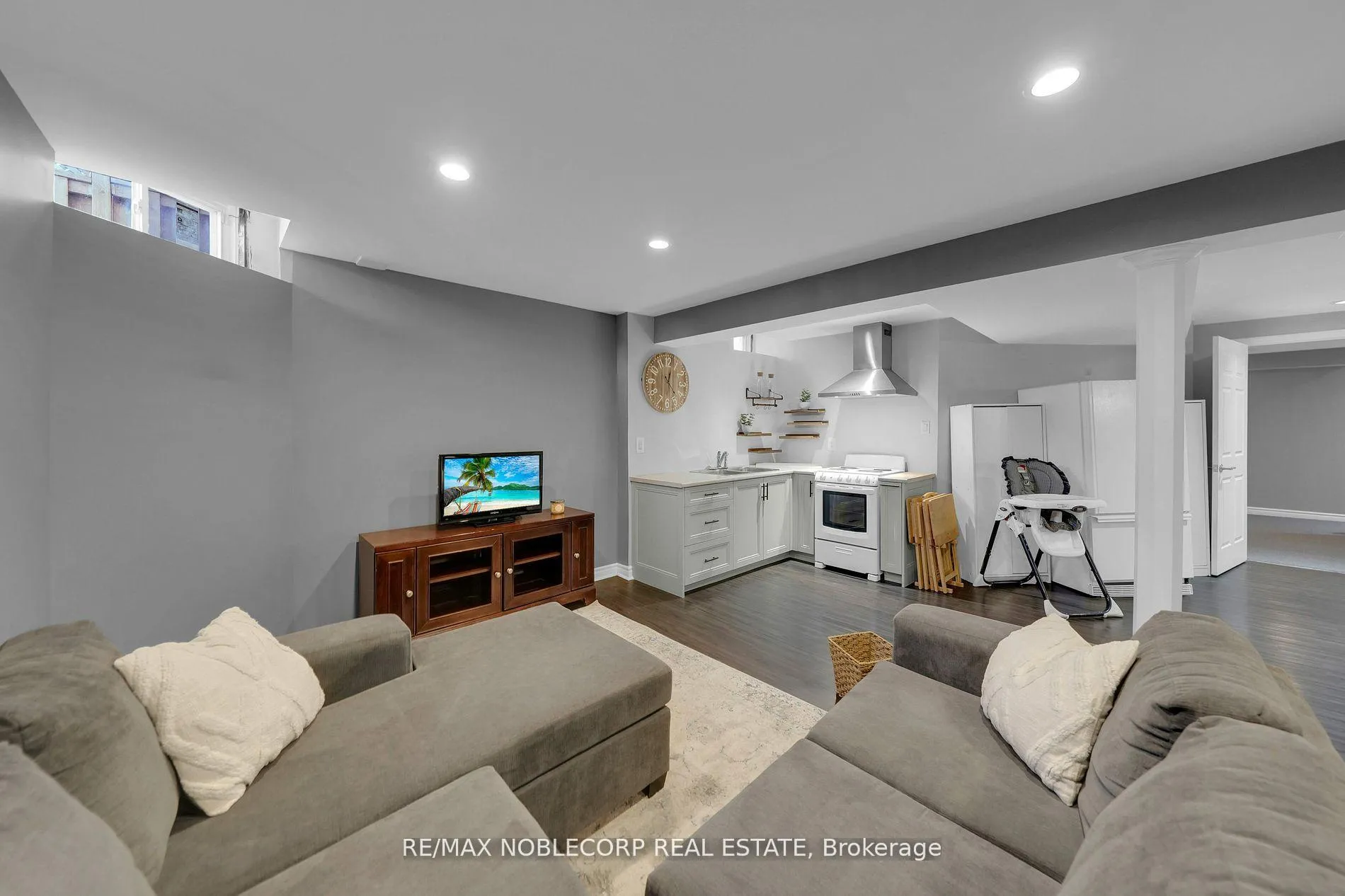 Photo 40 of 11 Royalton Drive, Caledon, Bolton East — HOMEH
