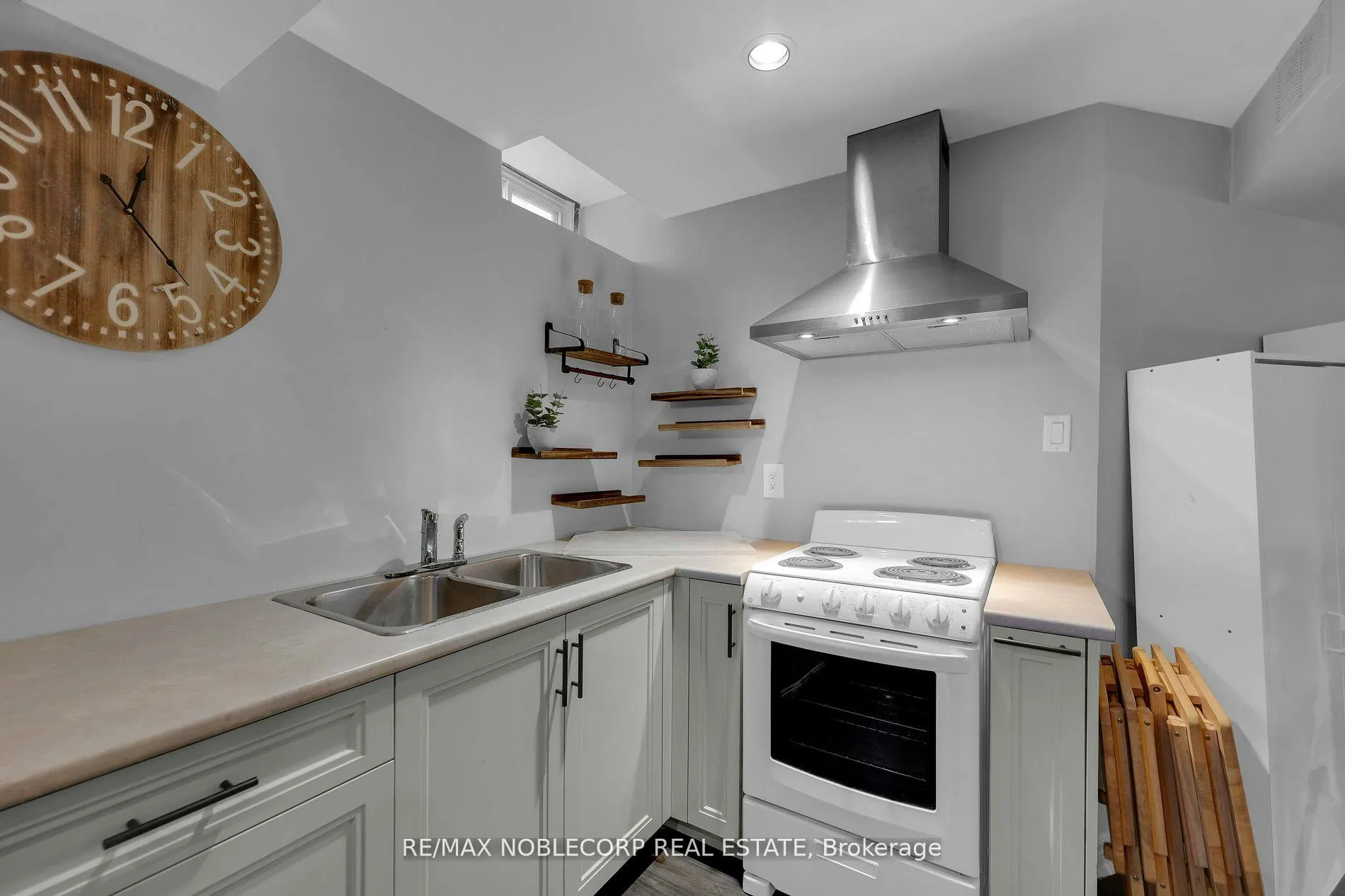 Photo 42 of 11 Royalton Drive, Caledon, Bolton East — HOMEH