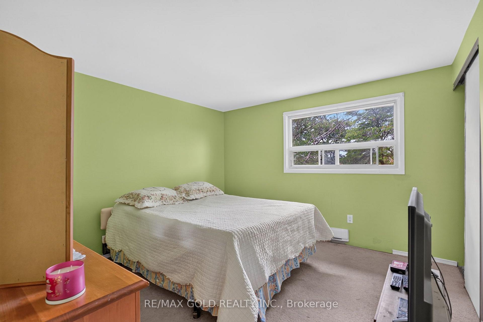 Photo 24 of 13 Gold Pine Court, Brampton, Northgate — HOMEH