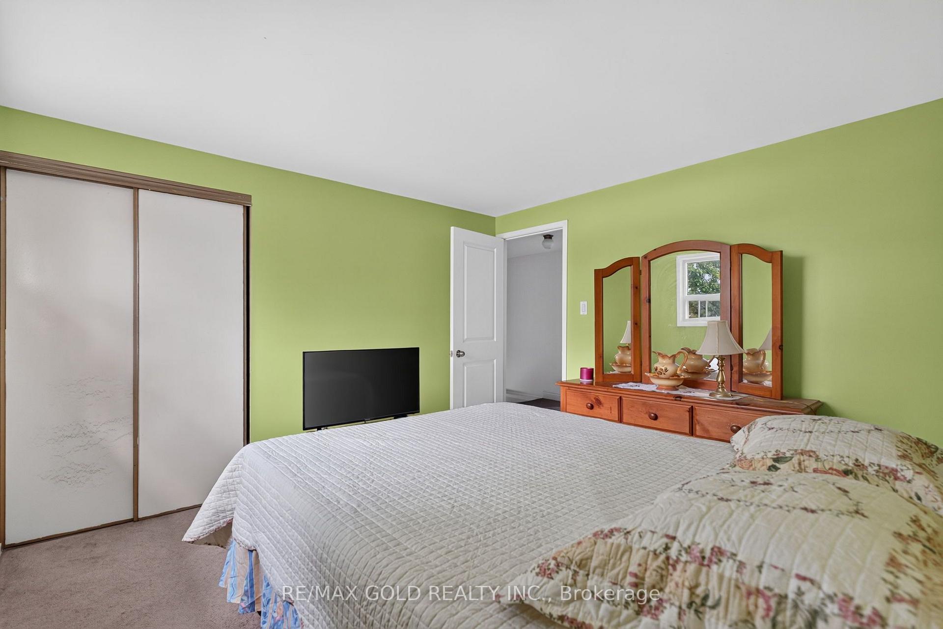 Photo 25 of 13 Gold Pine Court, Brampton, Northgate — HOMEH