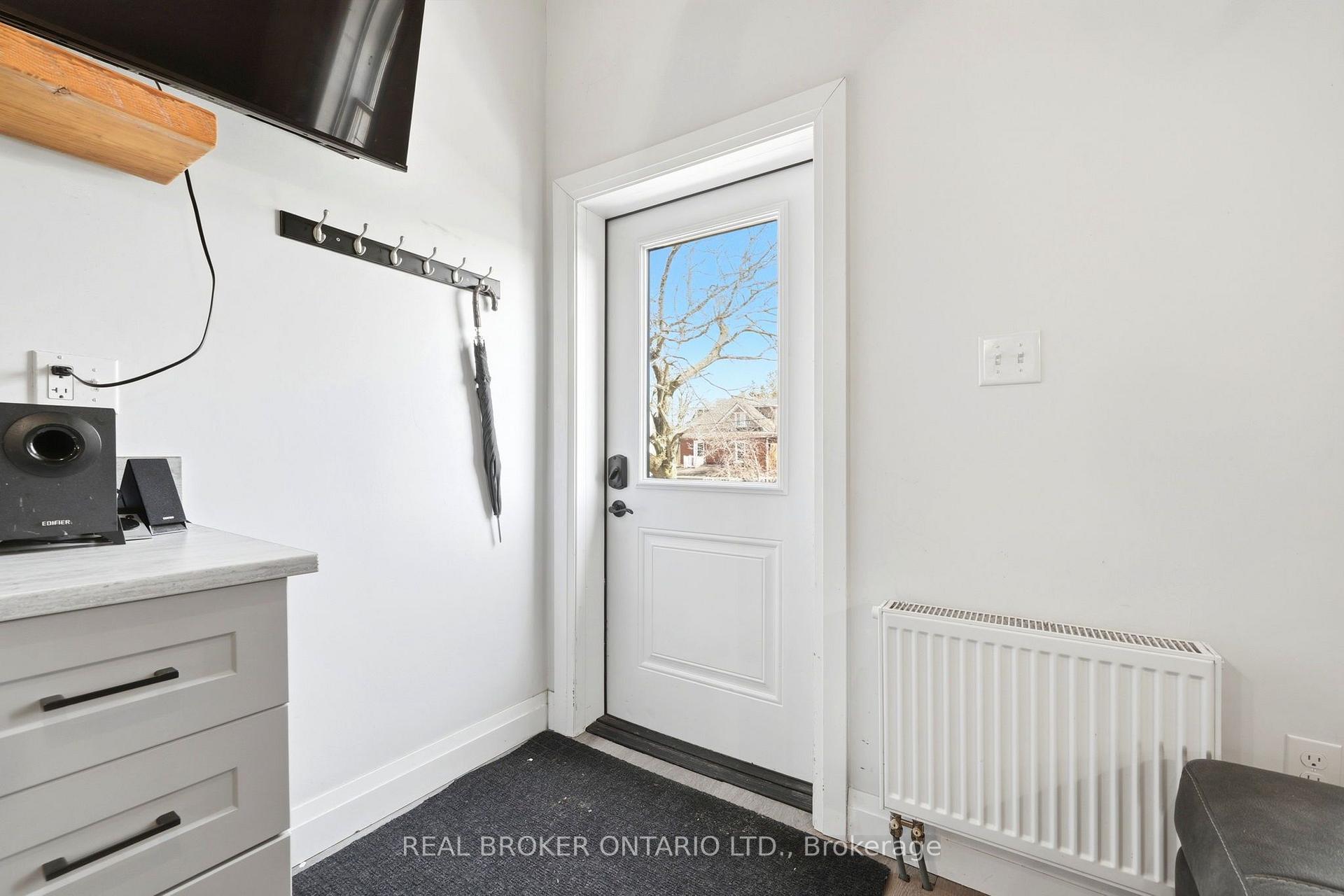 Photo 4 of 20 Mill Street E, Perth East, Milverton — HOMEH