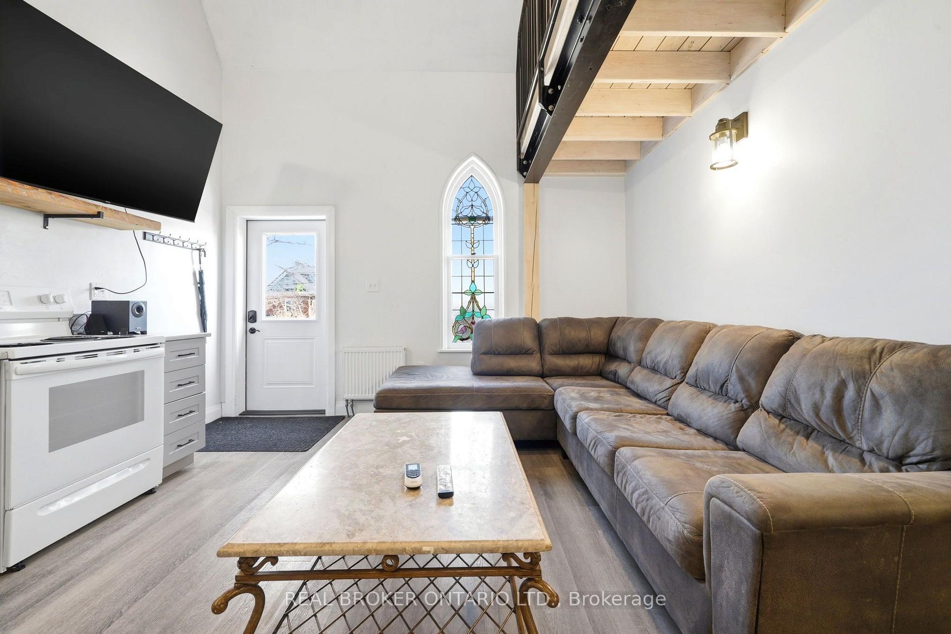 Photo 7 of 20 Mill Street E, Perth East, Milverton — HOMEH