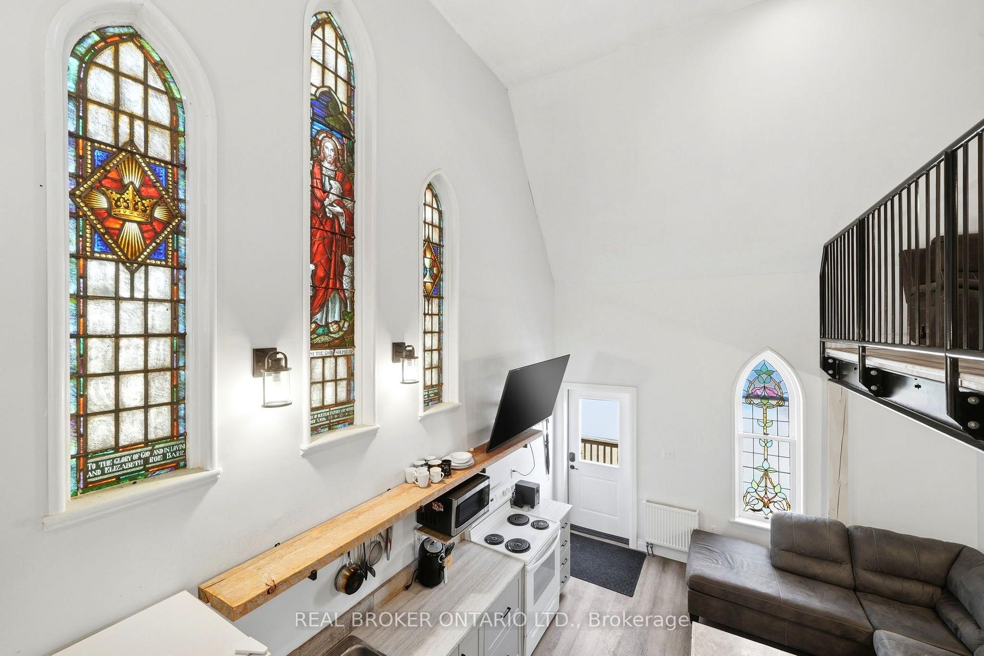 Photo 14 of 20 Mill Street E, Perth East, Milverton — HOMEH