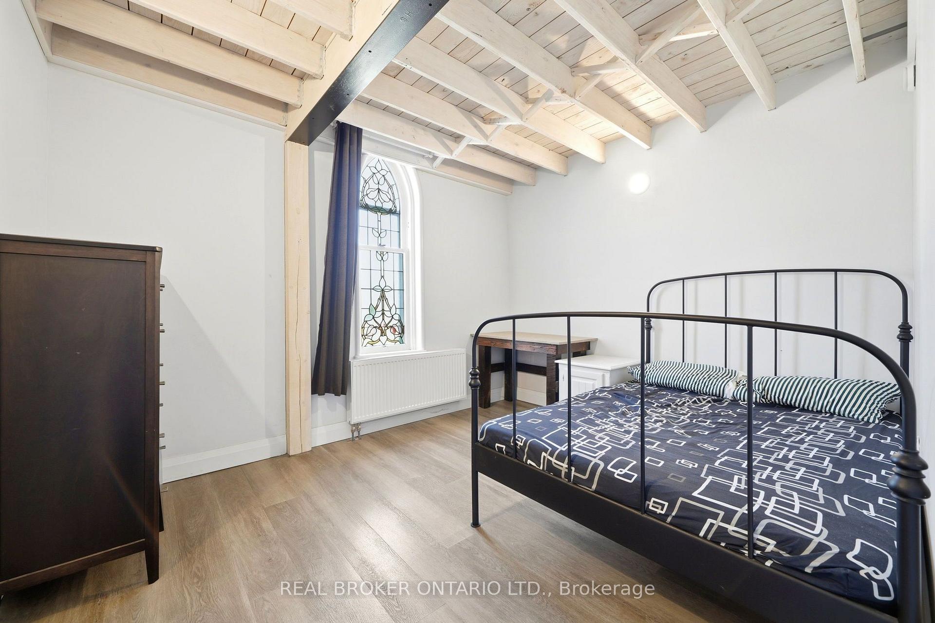 Photo 16 of 20 Mill Street E, Perth East, Milverton — HOMEH
