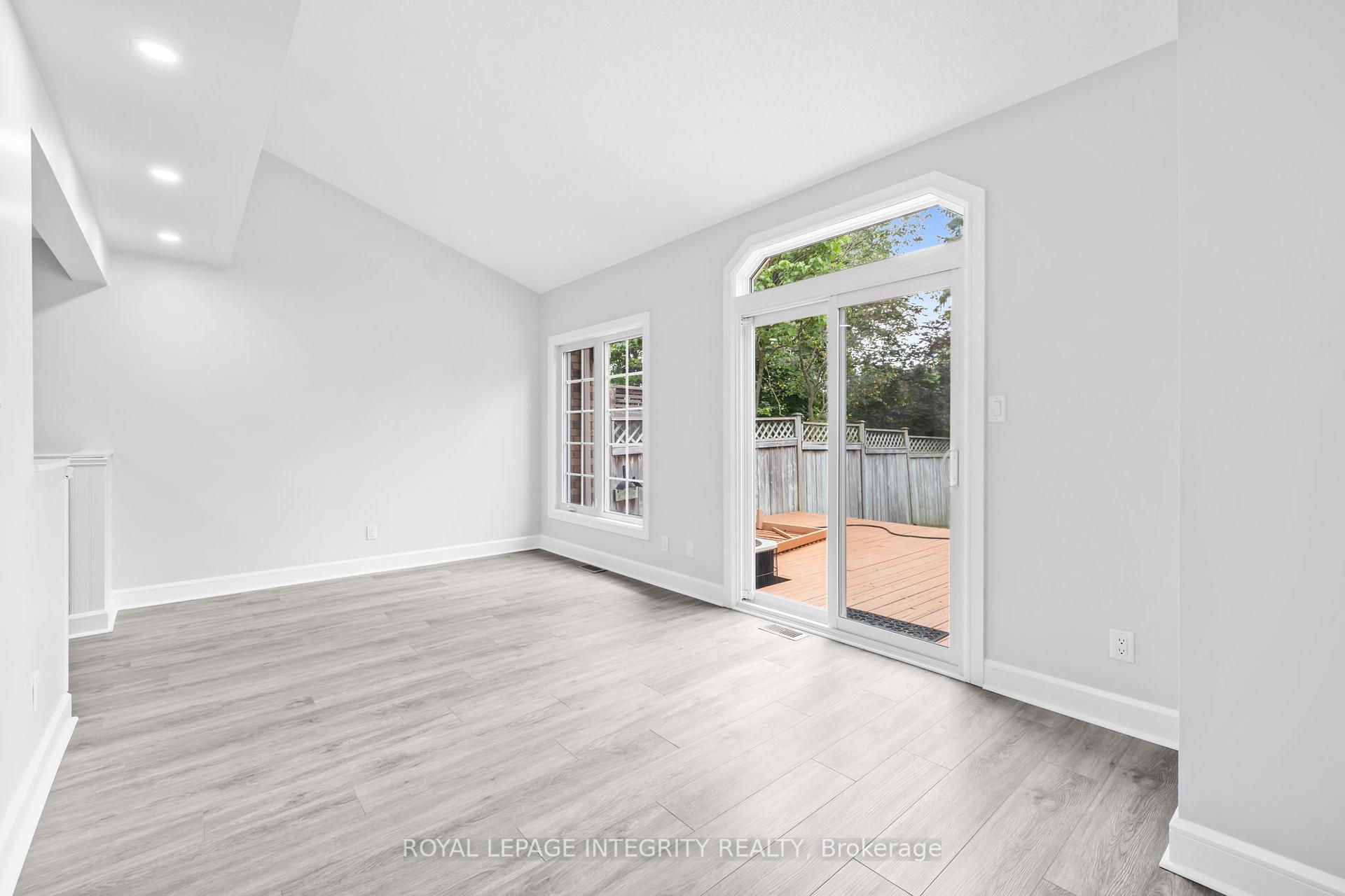 Photo 15 of 3 Kalbrook Street, Ottawa, Kanata - Kanata Lakes/Heritage Hills — HOMEH