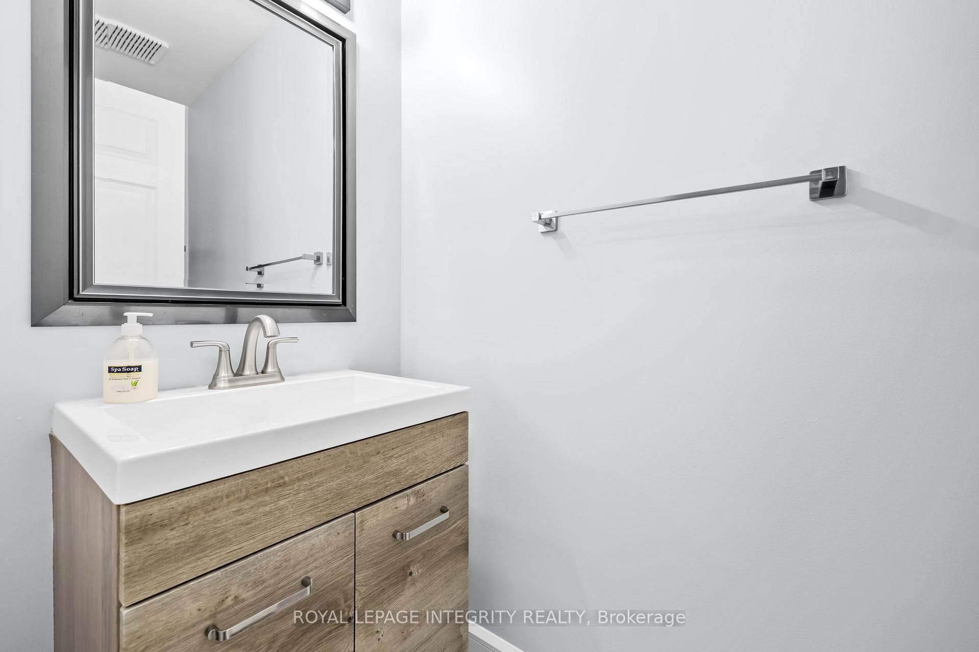 Photo 18 of 3 Kalbrook Street, Ottawa, Kanata - Kanata Lakes/Heritage Hills — HOMEH