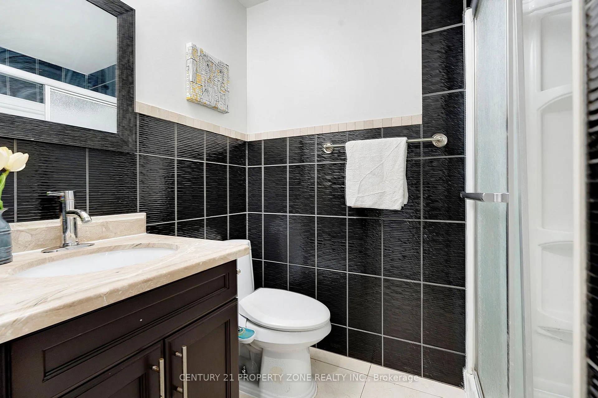 Photo 24 of 15 Keystone Drive, Brampton, Brampton South — HOMEH