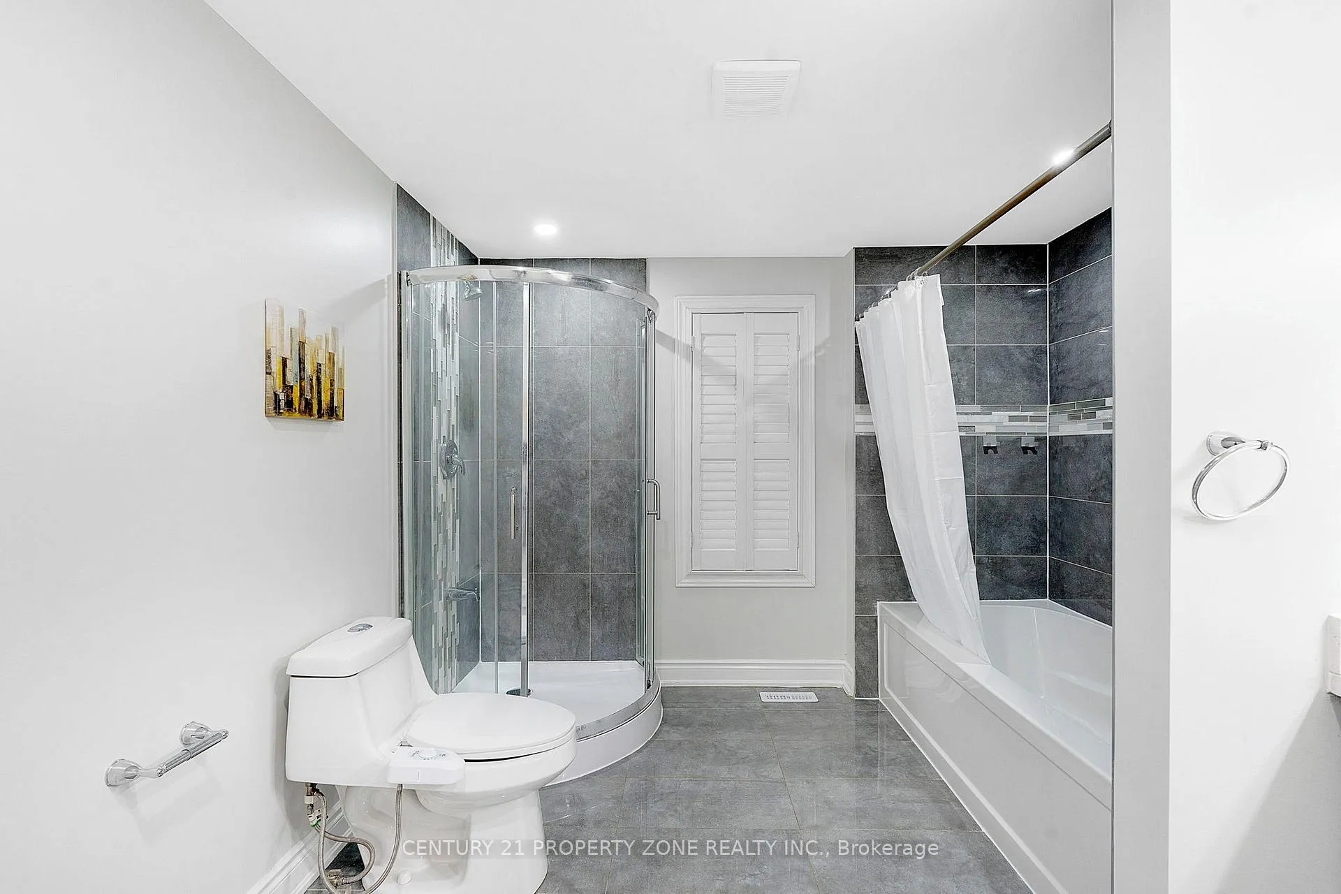 Photo 39 of 15 Keystone Drive, Brampton, Brampton South — HOMEH