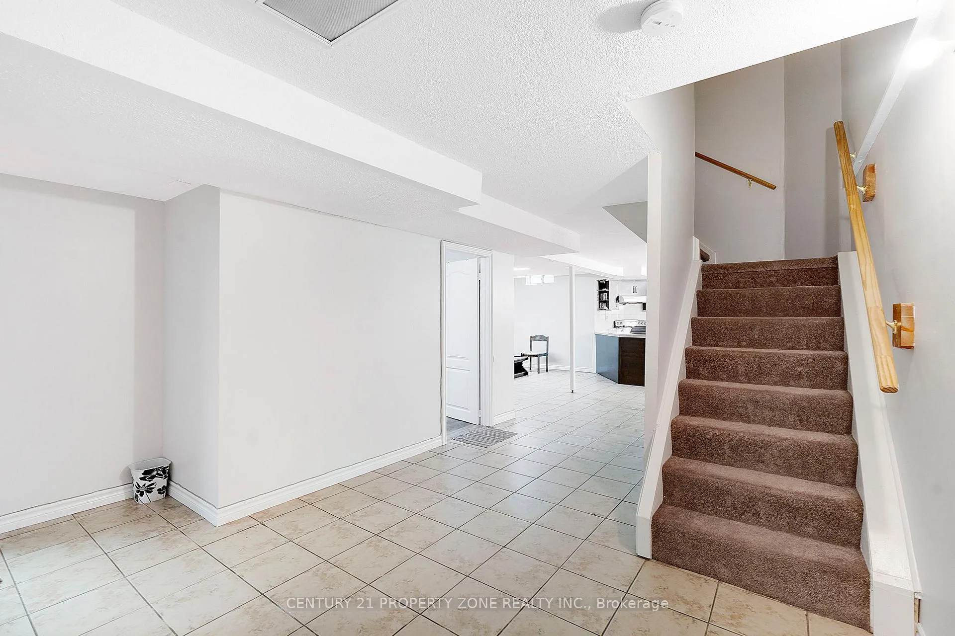 Photo 41 of 15 Keystone Drive, Brampton, Brampton South — HOMEH