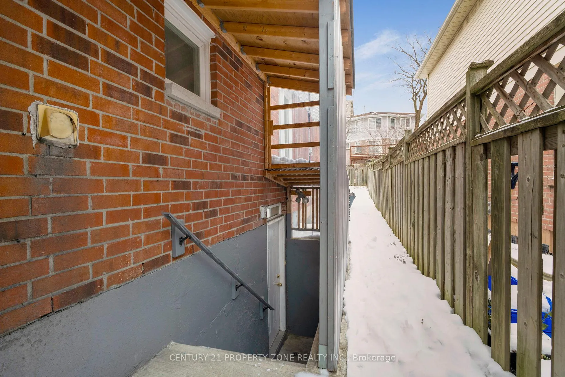 Photo 49 of 15 Keystone Drive, Brampton, Brampton South — HOMEH
