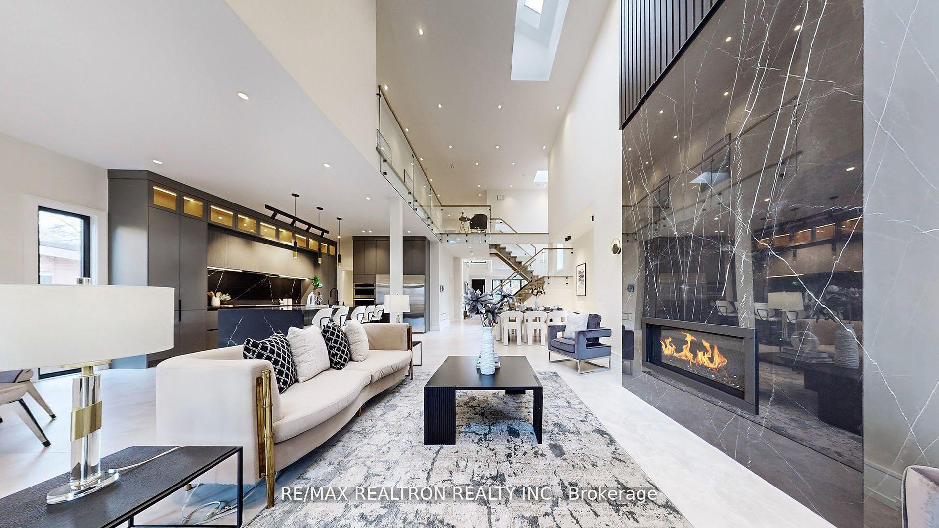 Photo 6 of 84 Murray Drive, Aurora, Aurora Highlands — HOMEH