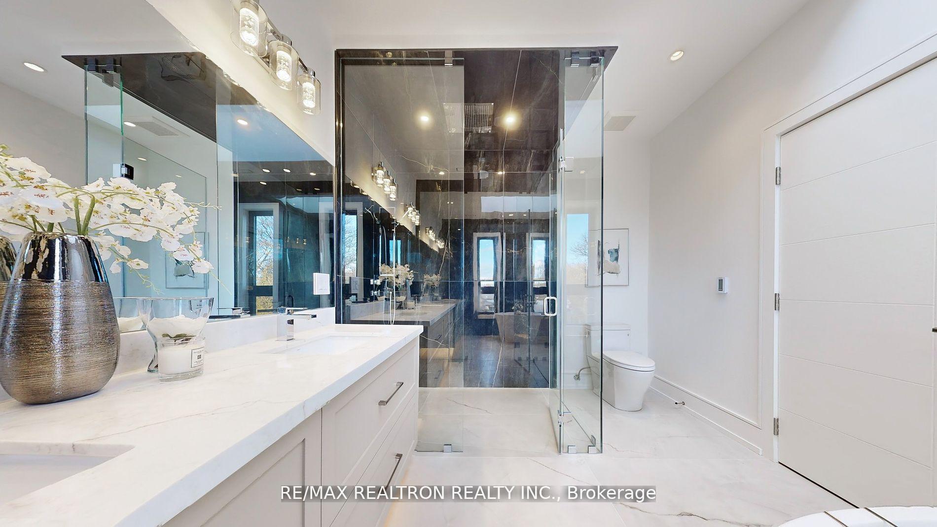Photo 26 of 84 Murray Drive, Aurora, Aurora Highlands — HOMEH