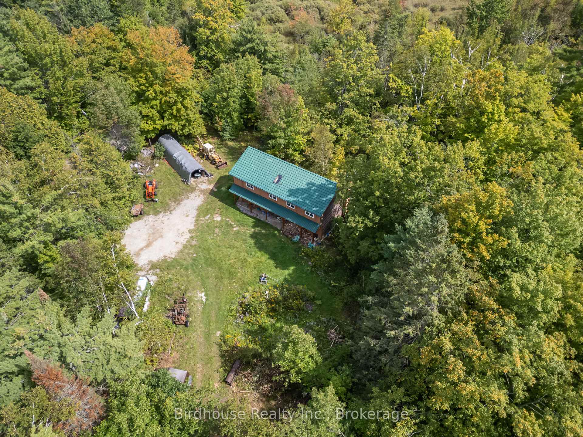 Photo 4 of 79 Honeysuckle Road, Kawartha Lakes, Laxton/Digby/Longford — HOMEH