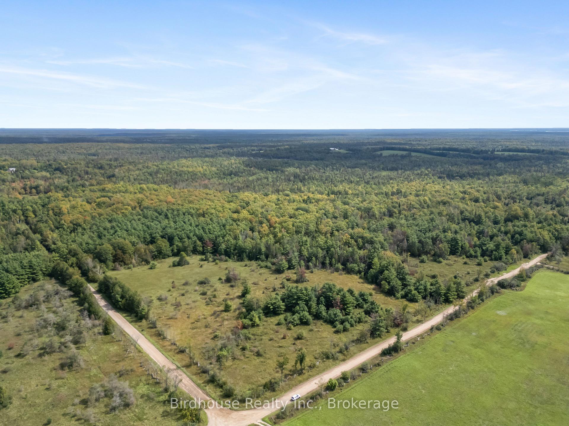 Photo 6 of 79 Honeysuckle Road, Kawartha Lakes, Laxton/Digby/Longford — HOMEH