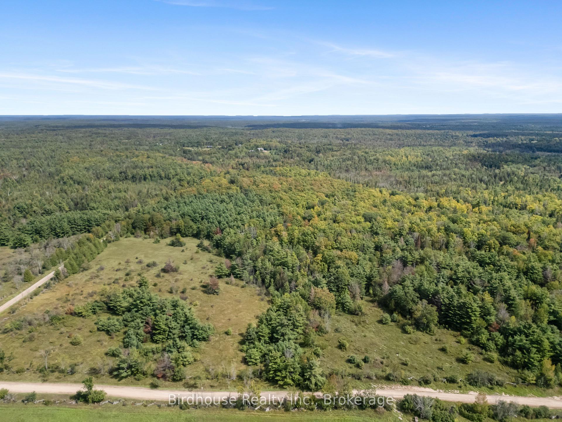 Photo 7 of 79 Honeysuckle Road, Kawartha Lakes, Laxton/Digby/Longford — HOMEH