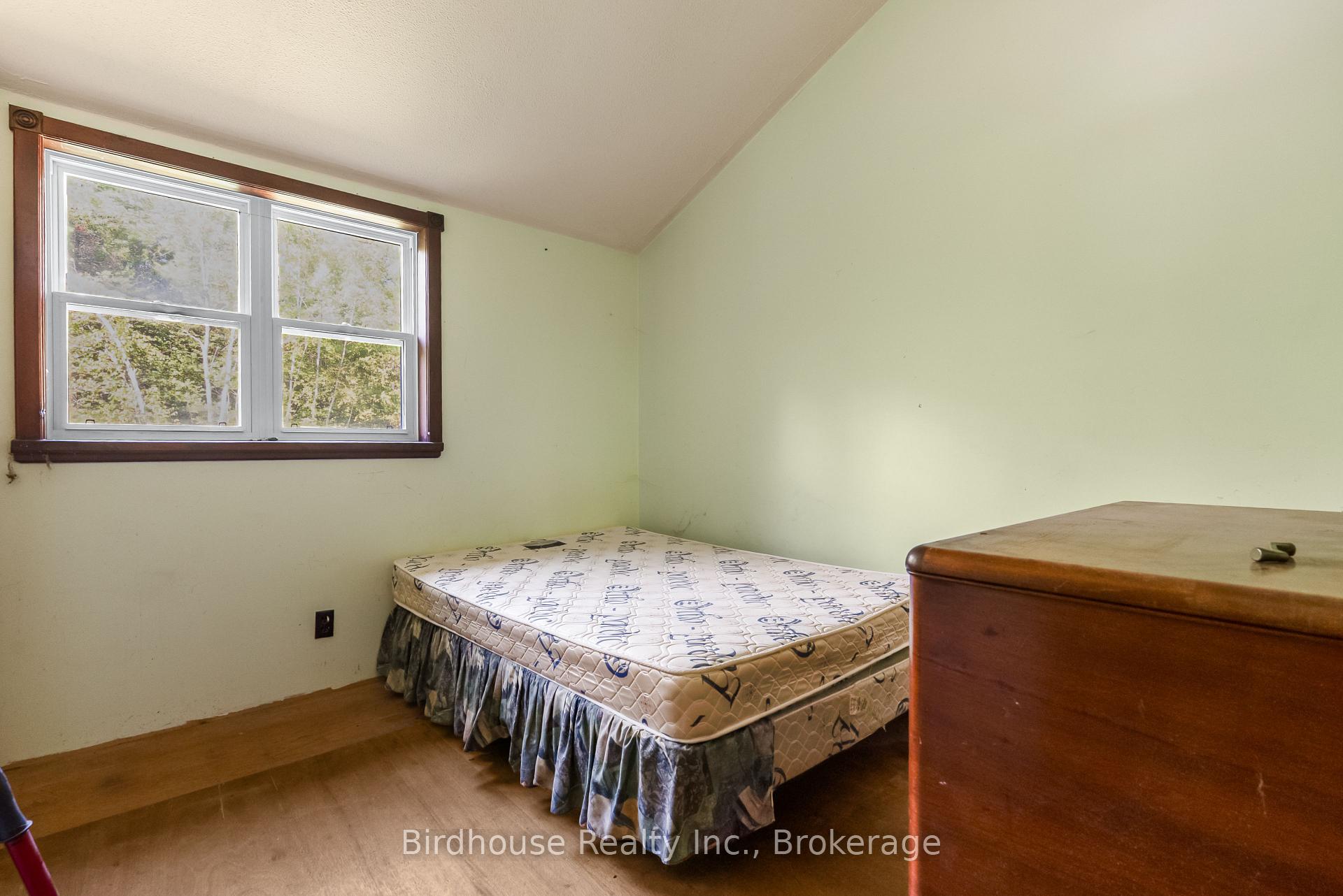 Photo 18 of 79 Honeysuckle Road, Kawartha Lakes, Laxton/Digby/Longford — HOMEH