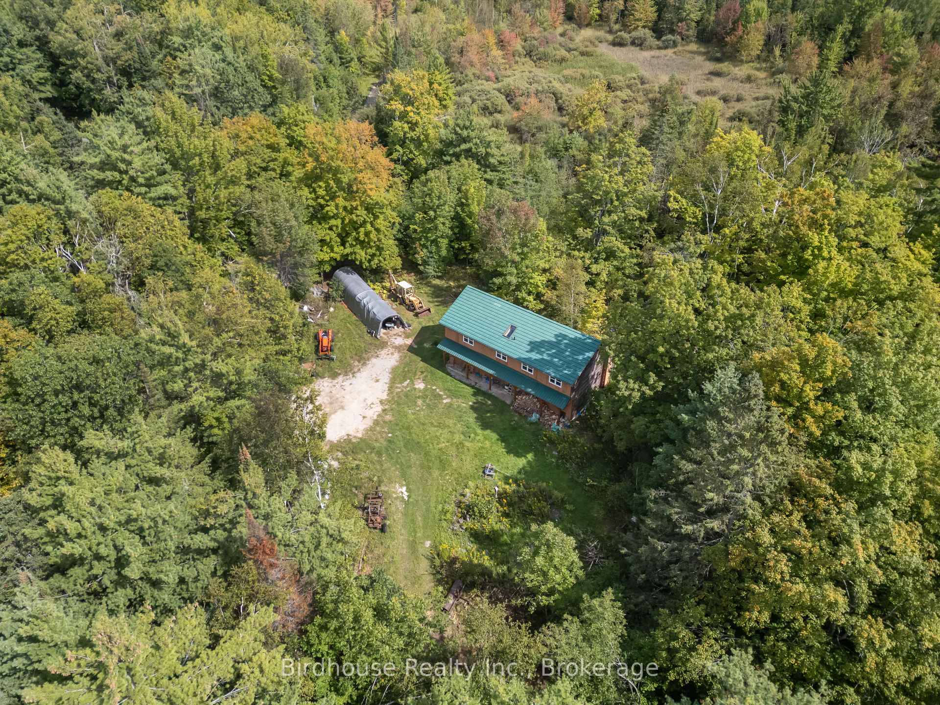 Photo 25 of 79 Honeysuckle Road, Kawartha Lakes, Laxton/Digby/Longford — HOMEH