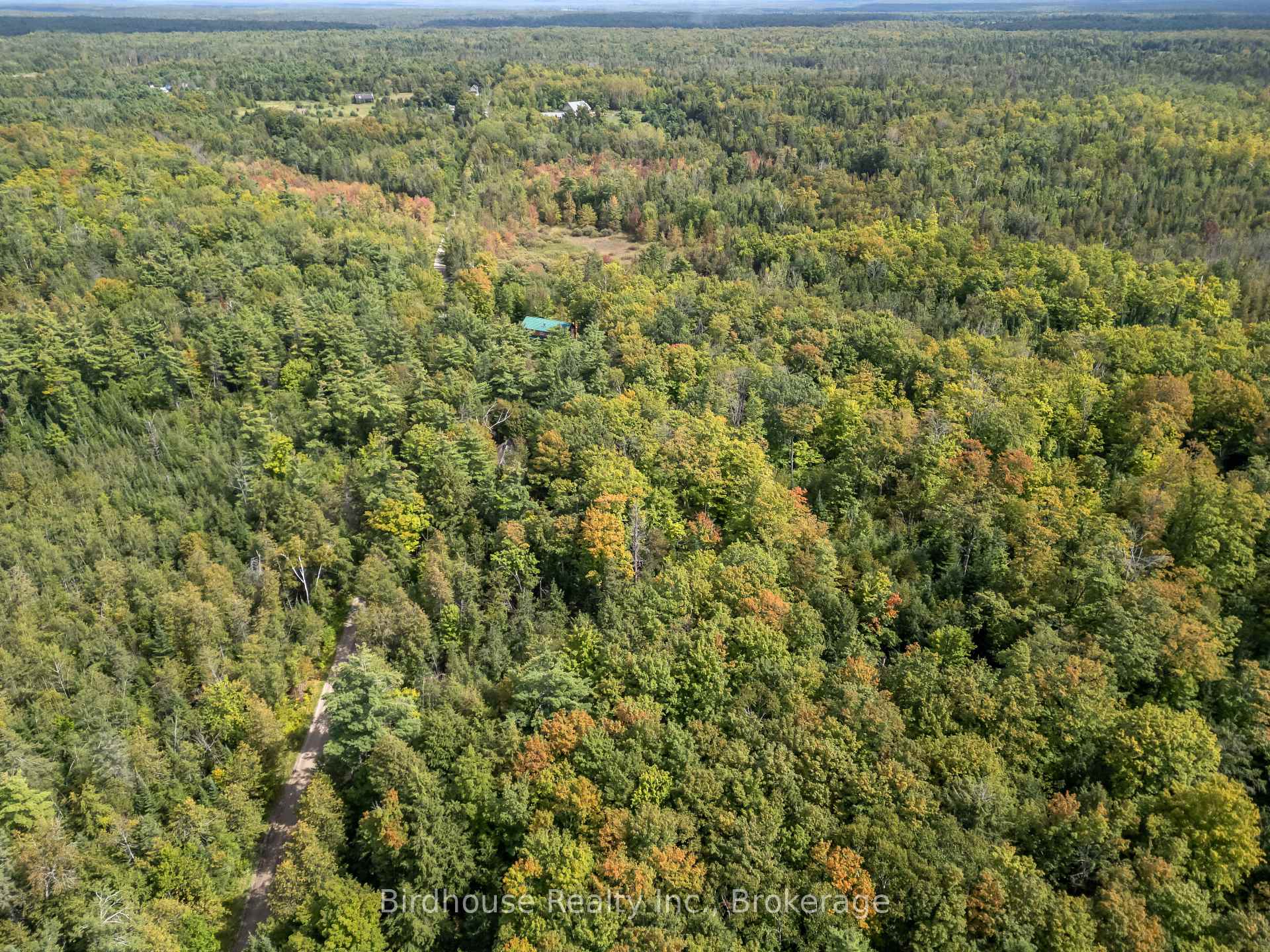 Photo 30 of 79 Honeysuckle Road, Kawartha Lakes, Laxton/Digby/Longford — HOMEH