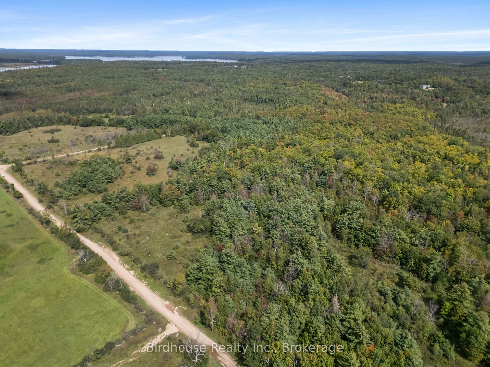 Photo 32 of 79 Honeysuckle Road, Kawartha Lakes, Laxton/Digby/Longford — HOMEH