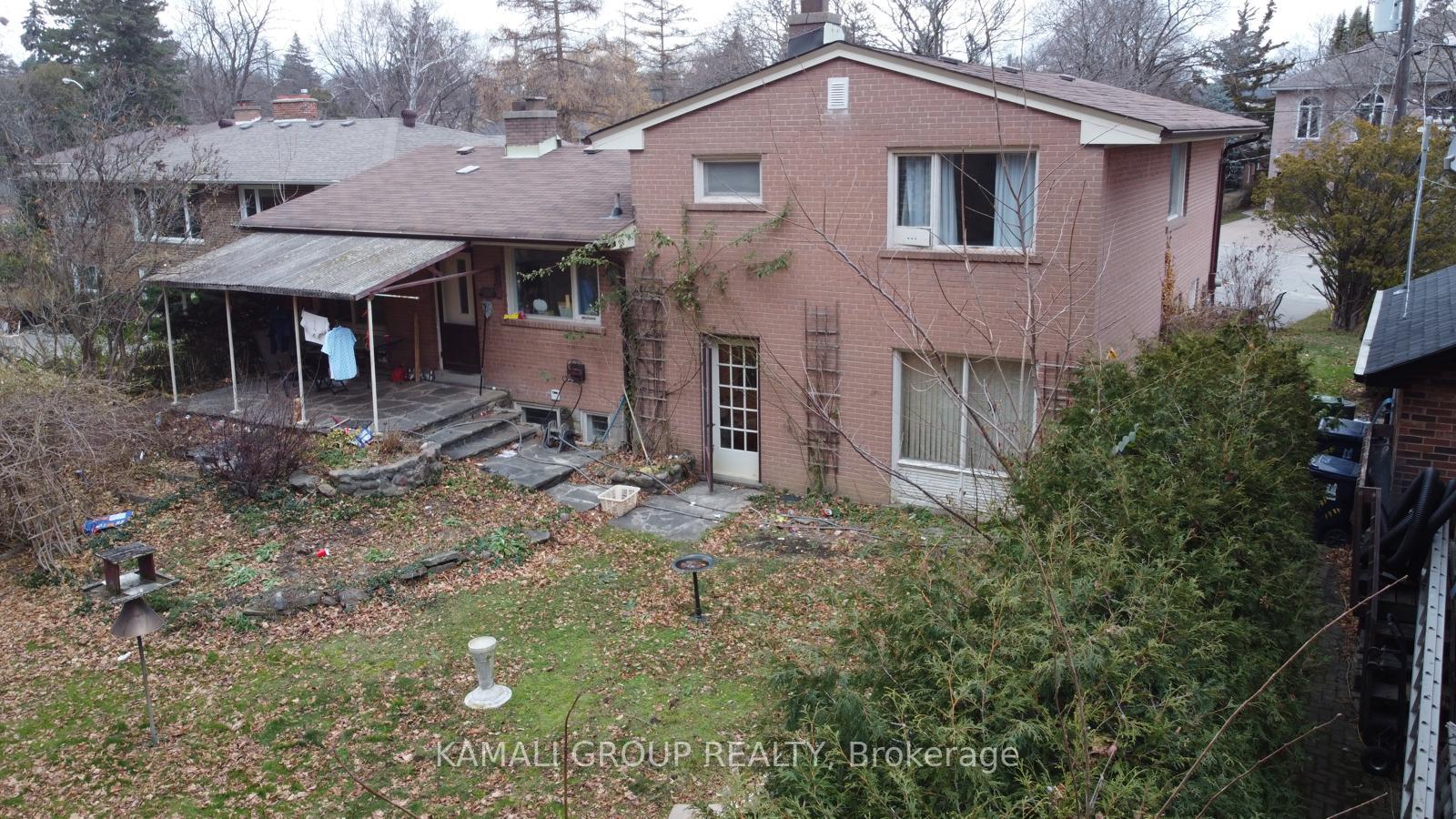 Photo 2 of 117 Citation Drive, North York, Bayview Village — HOMEH