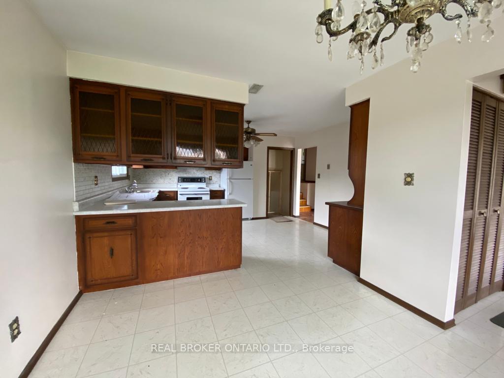 Photo 5 of 260 Bruce Street, Brantford, East Ward — HOMEH
