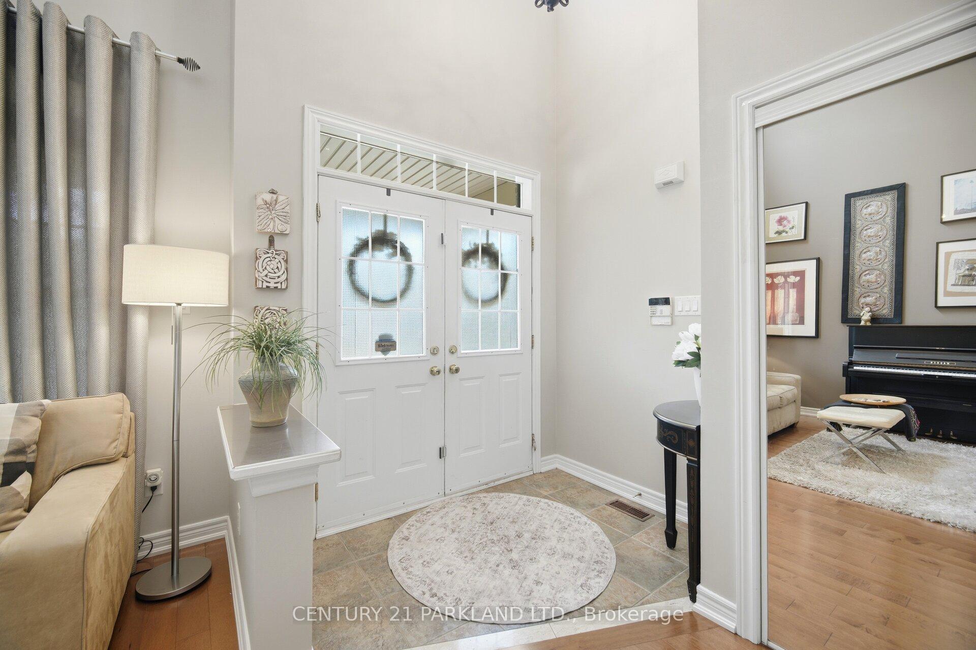 Photo 3 of 148 Vellore Avenue, Vaughan, Vellore Village — HOMEH