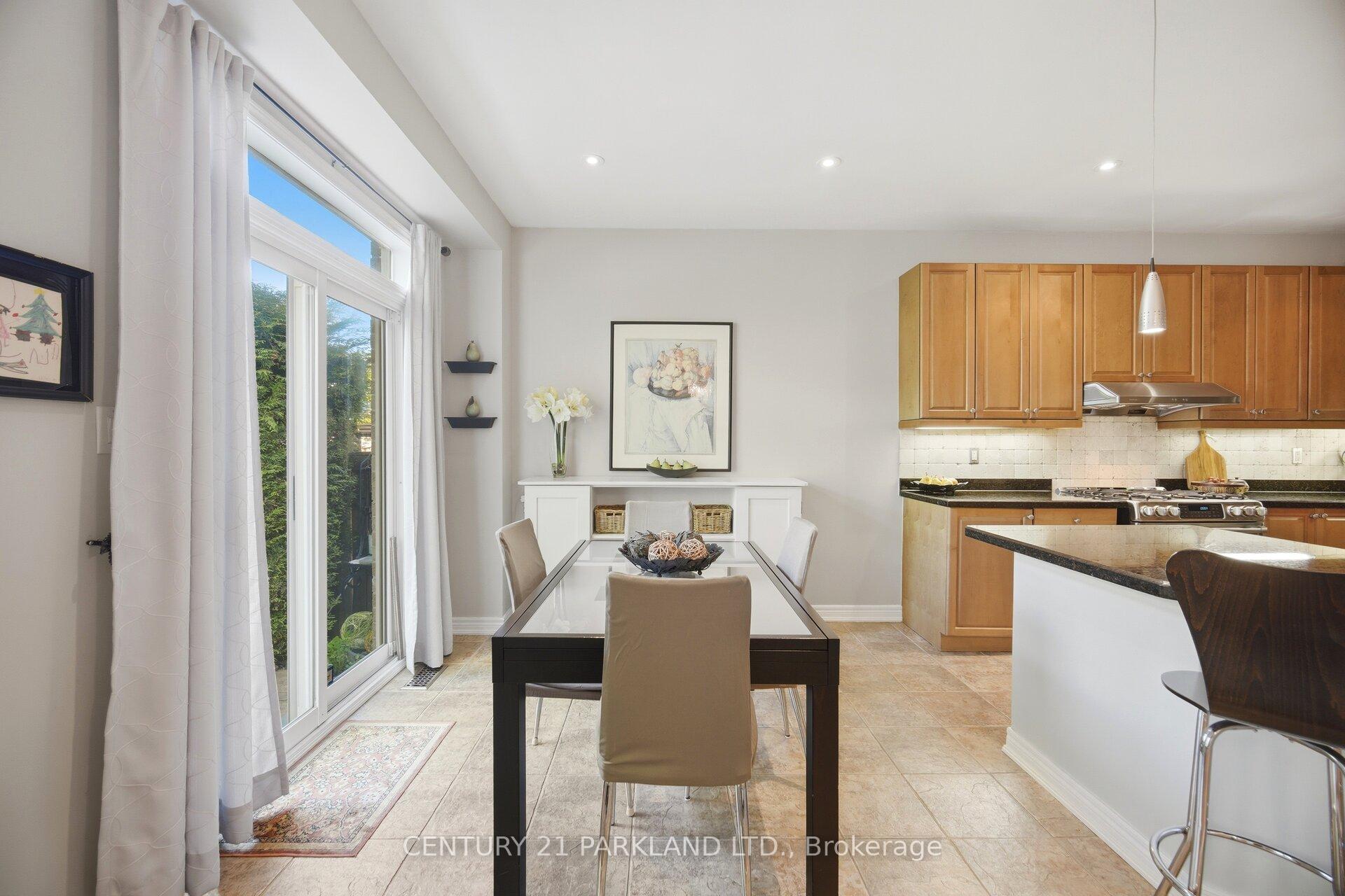 Photo 11 of 148 Vellore Avenue, Vaughan, Vellore Village — HOMEH