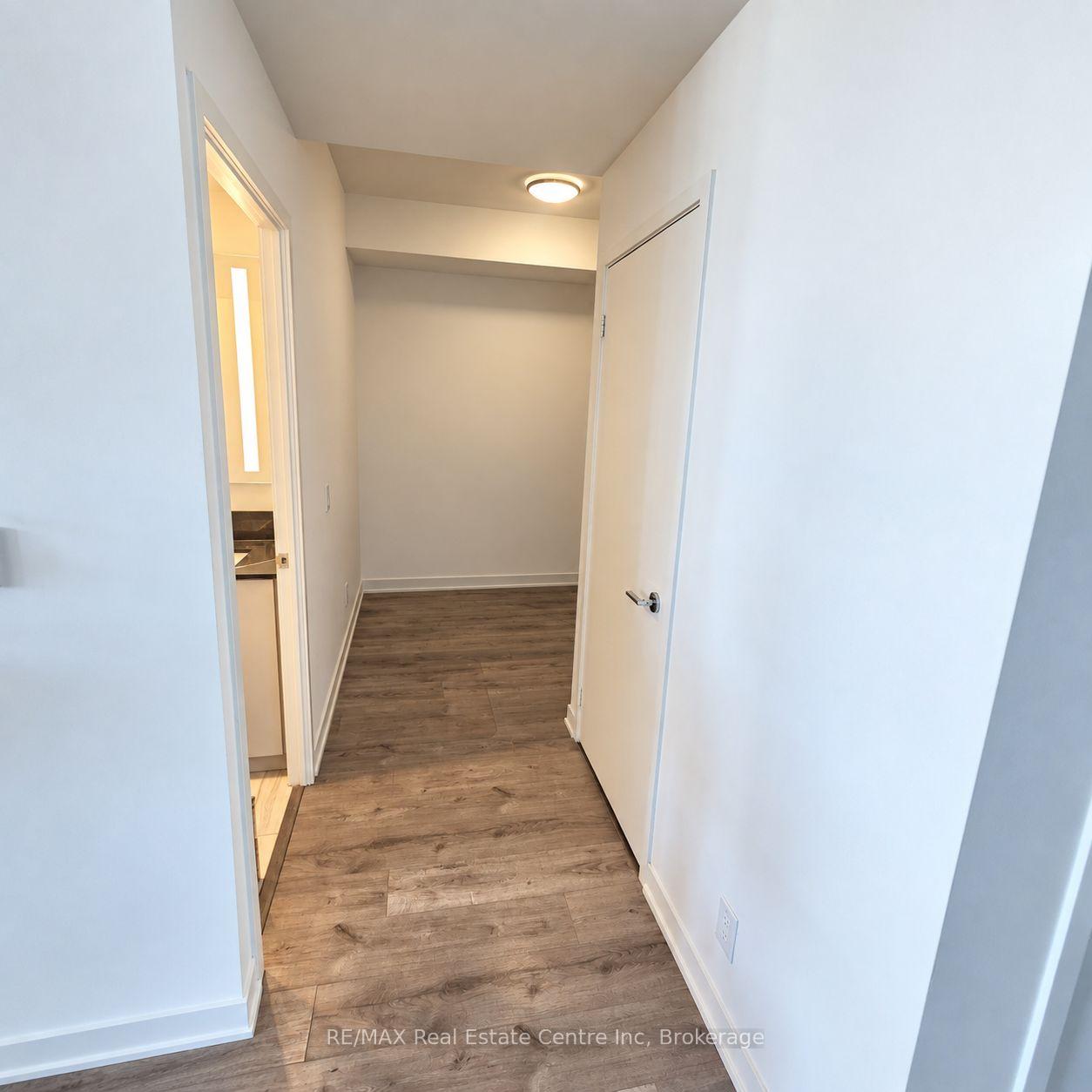Photo 11 of Unit 328, 285 Dufferin Street, Toronto, South Parkdale — HOMEH