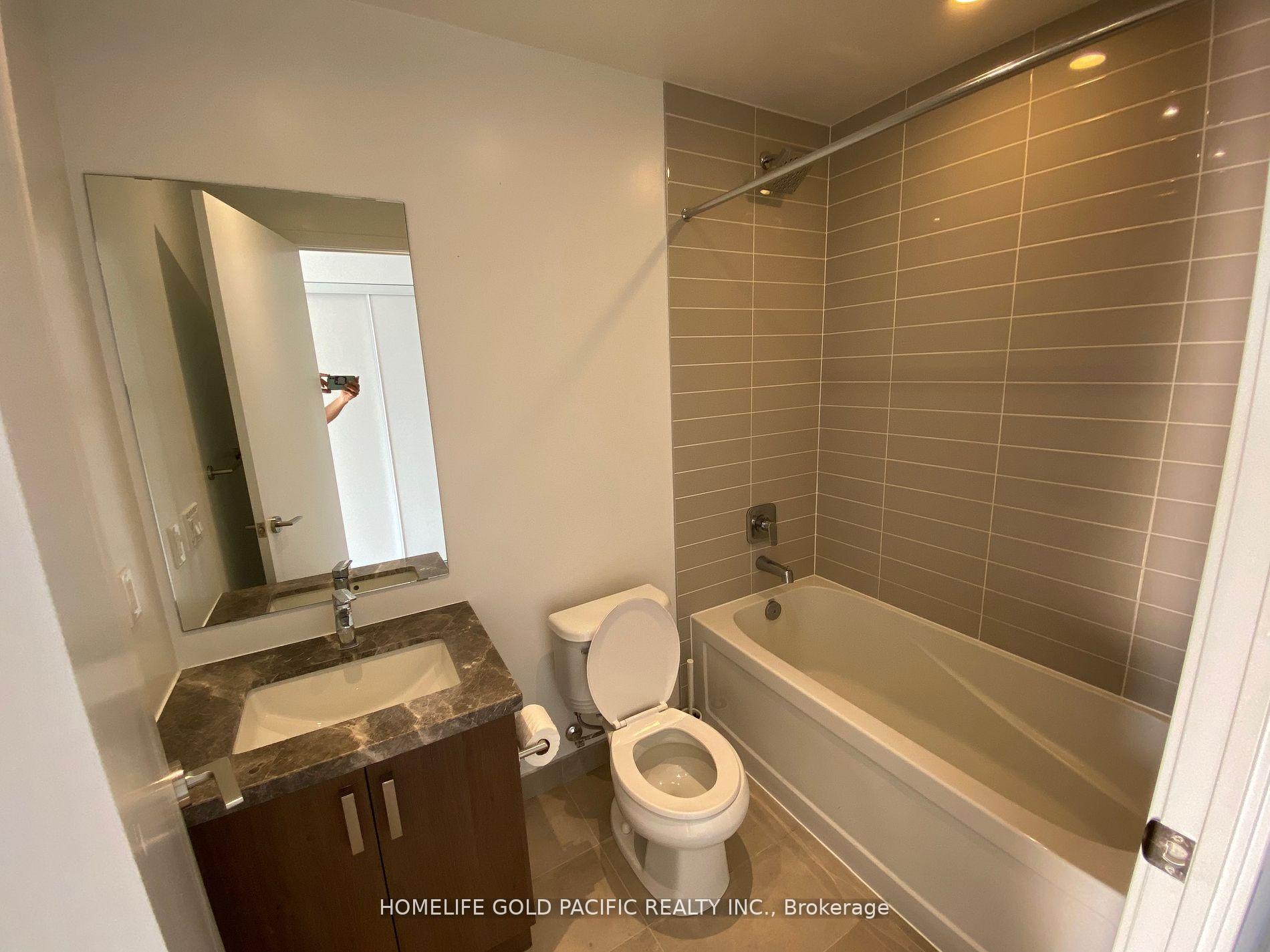 Photo 12 of Unit 1109, 501 St. Clair Avenue W, Toronto, Casa Loma — HOMEH