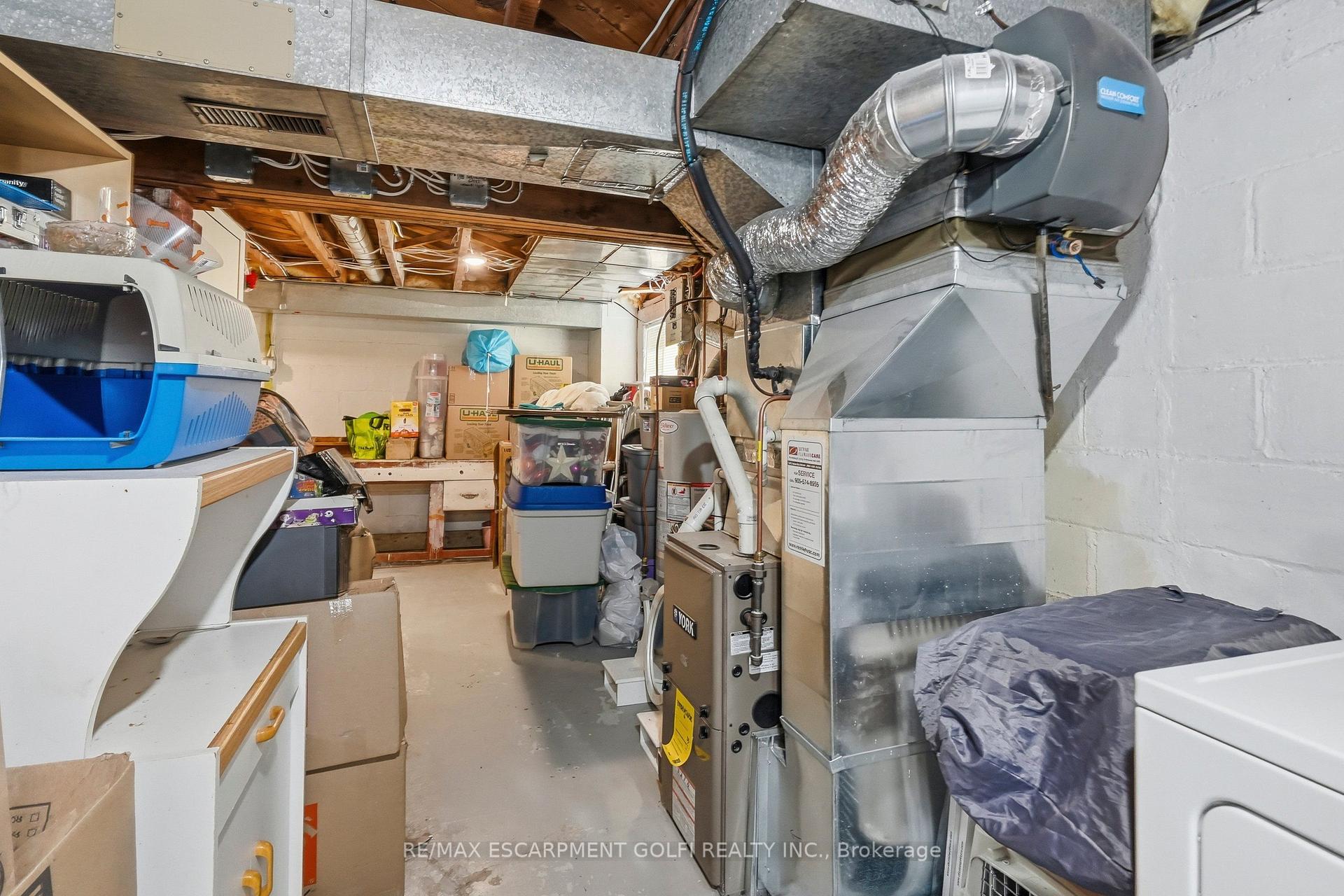 Photo 24 of 44 Green Meadow Road, Hamilton, Sunninghill — HOMEH