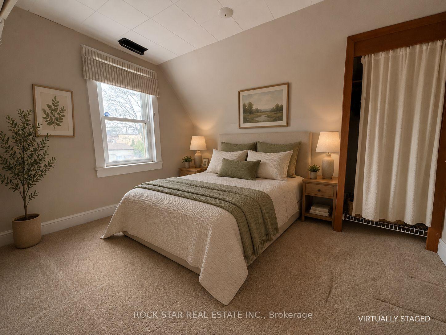 Photo 24 of 358 Barton Street E, Hamilton, Landsdale — HOMEH
