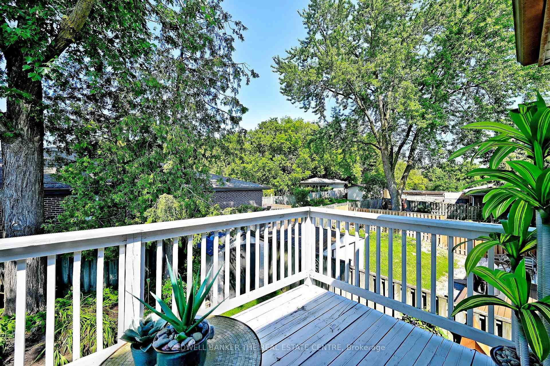 Photo 24 of 140 Lundy's Lane, Newmarket, Huron Heights-Leslie Valley — HOMEH