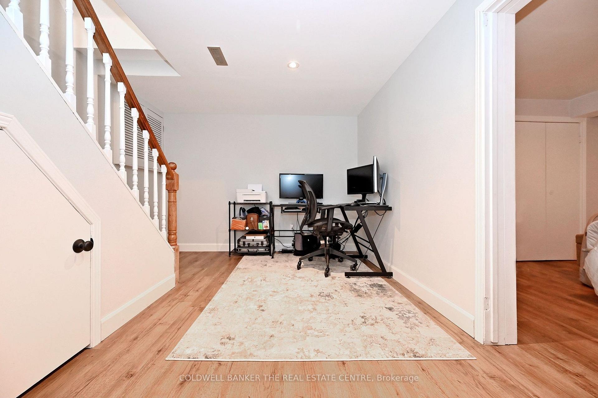 Photo 37 of 140 Lundy's Lane, Newmarket, Huron Heights-Leslie Valley — HOMEH