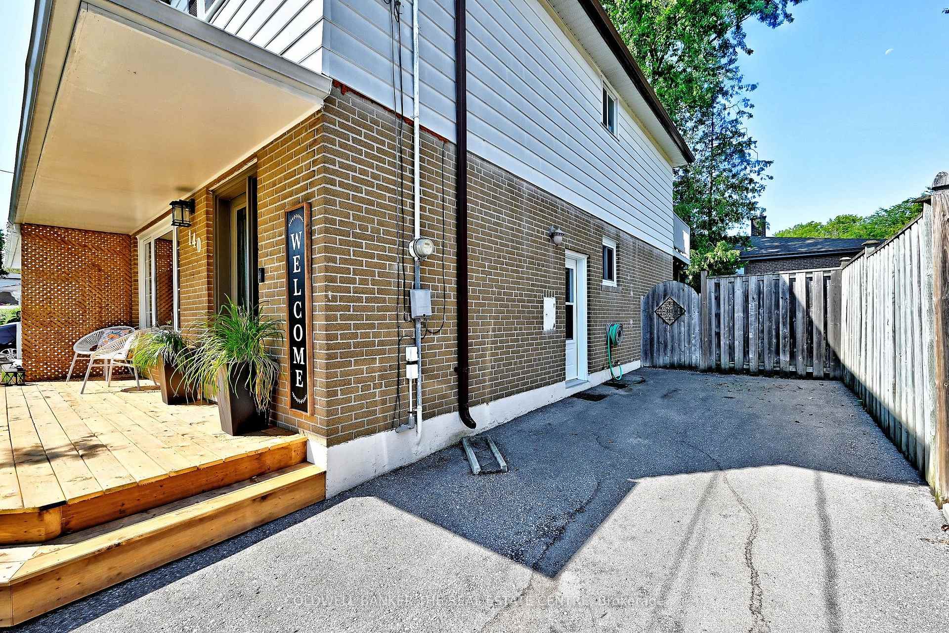 Photo 41 of 140 Lundy's Lane, Newmarket, Huron Heights-Leslie Valley — HOMEH