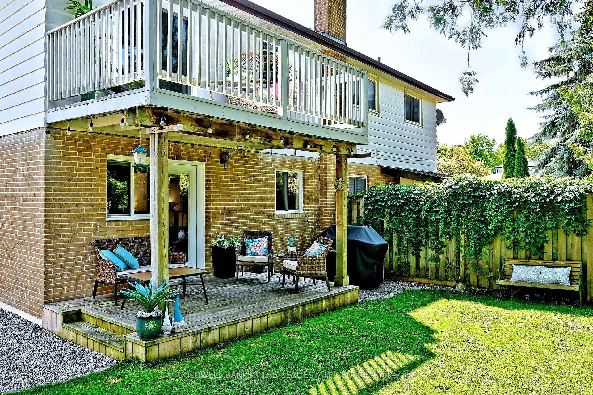 Photo 46 of 140 Lundy's Lane, Newmarket, Huron Heights-Leslie Valley — HOMEH
