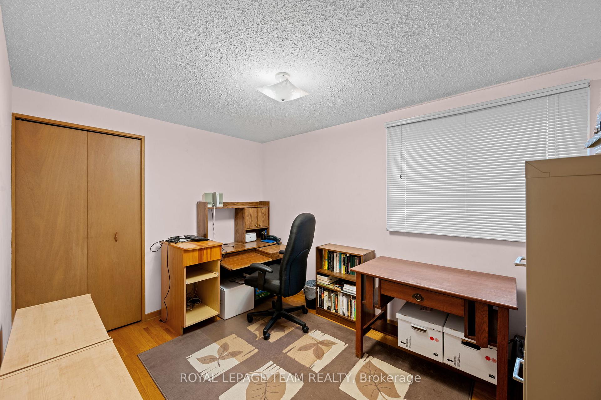 Photo 20 of 7 Centrepark Drive, Ottawa, Blackburn Hamlet — HOMEH