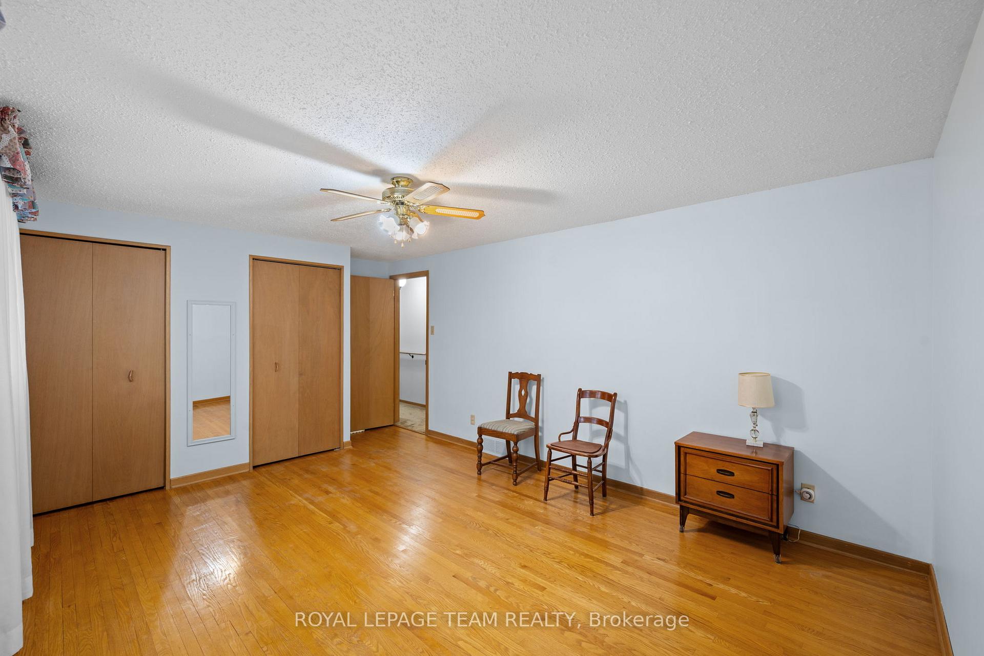 Photo 23 of 7 Centrepark Drive, Ottawa, Blackburn Hamlet — HOMEH