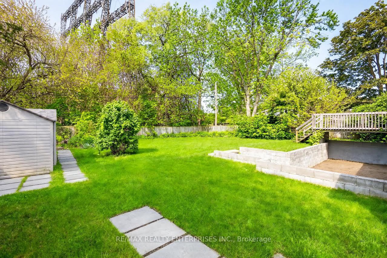 Photo 19 of 1228 Haig Boulevard, Mississauga, Lakeview — HOMEH