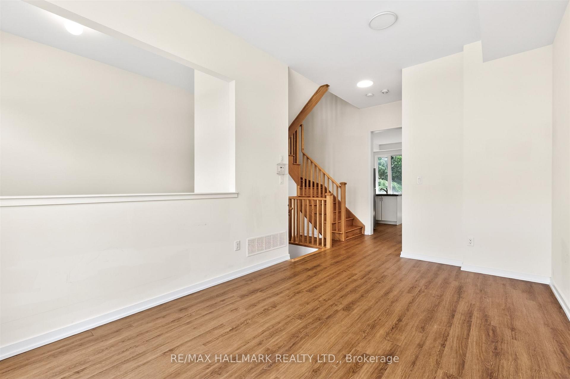 Photo 11 of 62 Pantheon Lane, Markham, Wismer — HOMEH